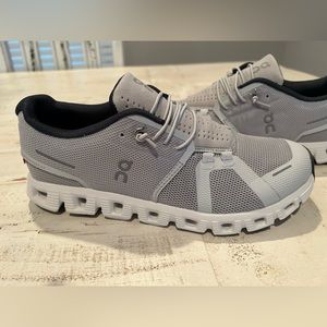 Brand New Women’s On Clouds